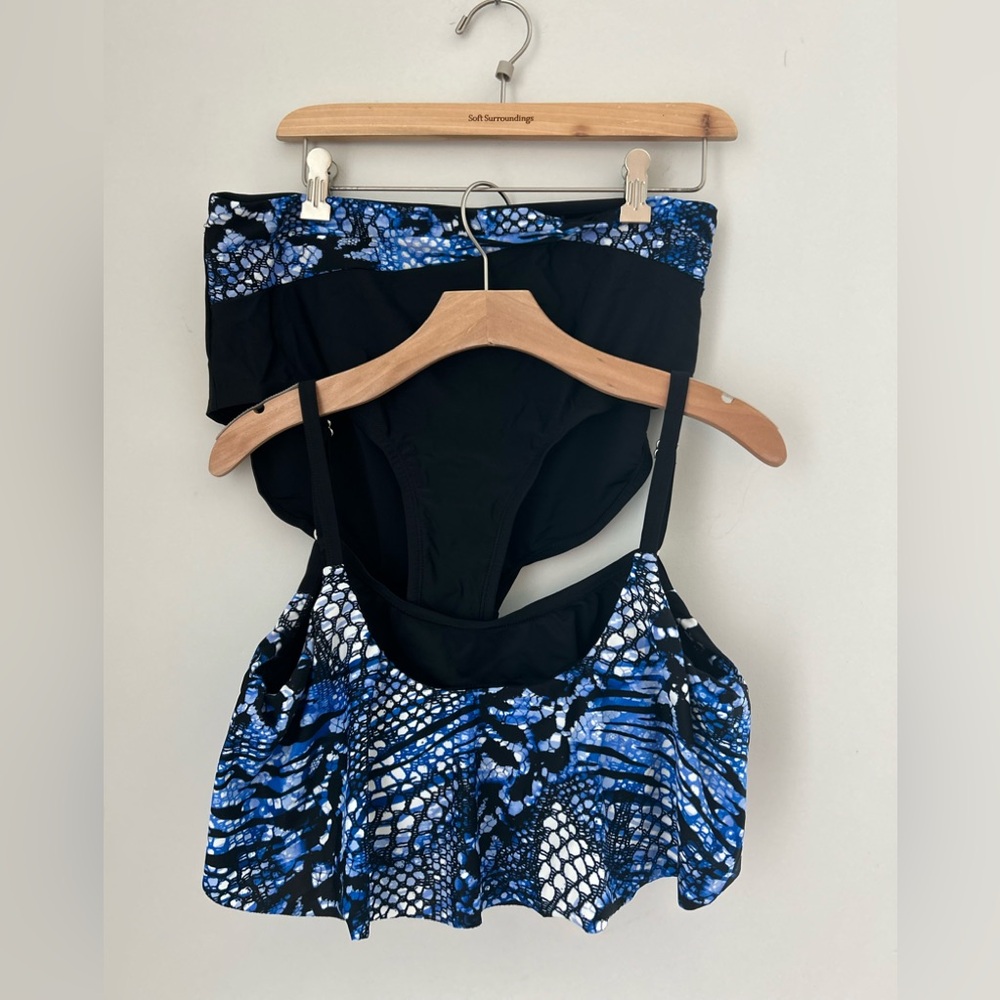 Swimsuits For All Women Two Piece Bikini Swim Black Blue Size 14 Light Padding